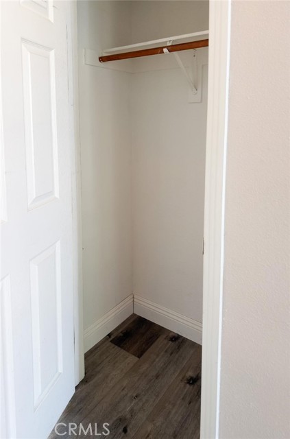 Detail Gallery Image 6 of 18 For 14285 Wildcat, Victorville,  CA 92394 - 3 Beds | 2/1 Baths