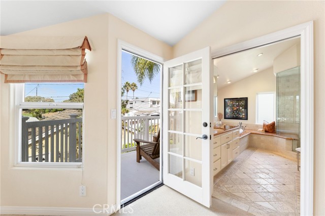 Detail Gallery Image 34 of 42 For 657 36th St, Manhattan Beach,  CA 90266 - 3 Beds | 2/1 Baths