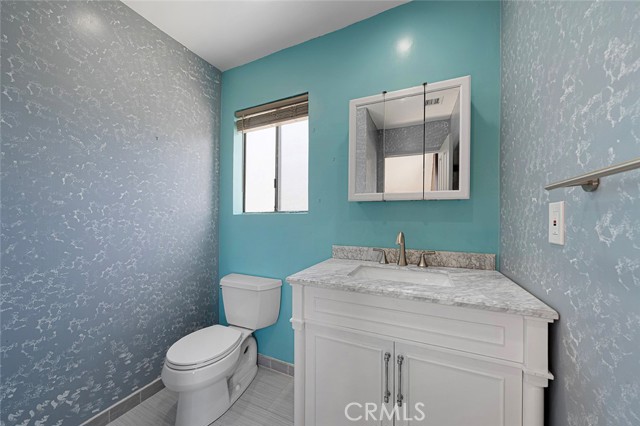 Detail Gallery Image 9 of 25 For 340 E Washington Bld #2,  Pasadena,  CA 91104 - 2 Beds | 1/1 Baths
