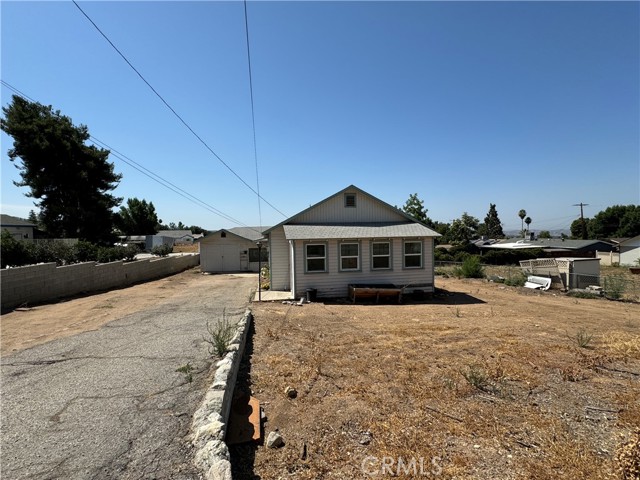 Detail Gallery Image 2 of 16 For 35535 Avenue D, Yucaipa,  CA 92399 - 2 Beds | 1 Baths