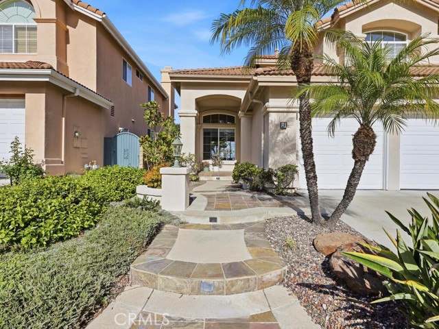 Detail Gallery Image 4 of 58 For 18 Hawk Hill, Mission Viejo,  CA 92692 - 4 Beds | 3 Baths