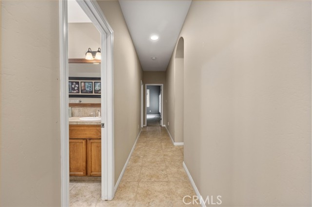 Detail Gallery Image 68 of 75 For 205 Somerford Ct, Bakersfield,  CA 93312 - 5 Beds | 4 Baths