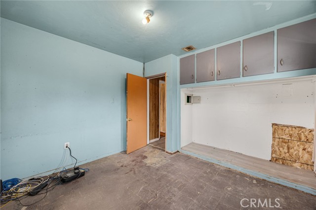 9259 Beech Avenue, Fontana CA: https://media.crmls.org/medias/711243b9-21cb-436c-a852-6b3b8c9ea001.jpg