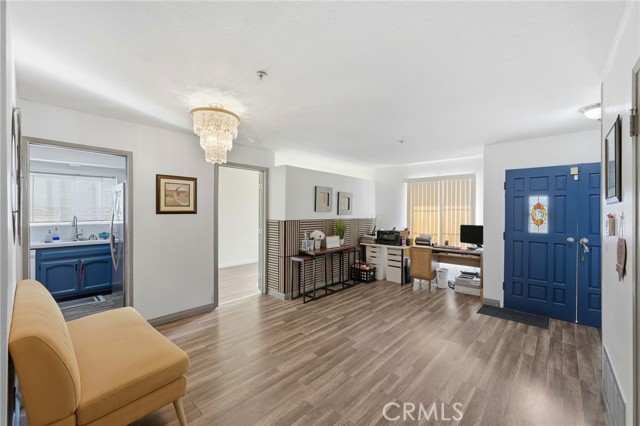 27828 Parkvale, Santa Clarita CA: https://media.crmls.org/medias/7112b1ea-e34d-4672-8296-46176c84d238.jpg