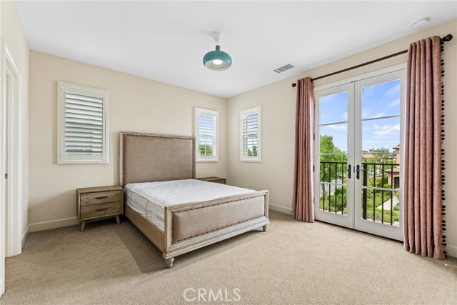 126 Baja, Irvine CA: https://media.crmls.org/medias/71132aa2-e401-47db-a153-c2e395b05fb9.jpg