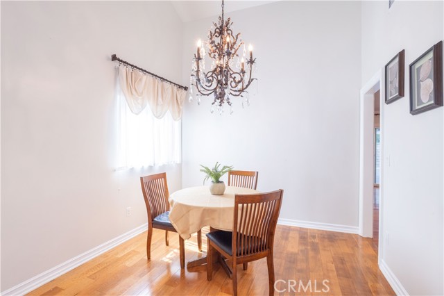 24302 Vista Ridge Drive, Valencia CA: https://media.crmls.org/medias/71136c97-761e-43be-87bf-ff3e59da8eaa.jpg