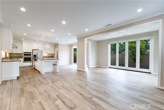 Detail Gallery Image 3 of 20 For 123 Mountain Violet, Irvine,  CA 92620 - 4 Beds | 3 Baths