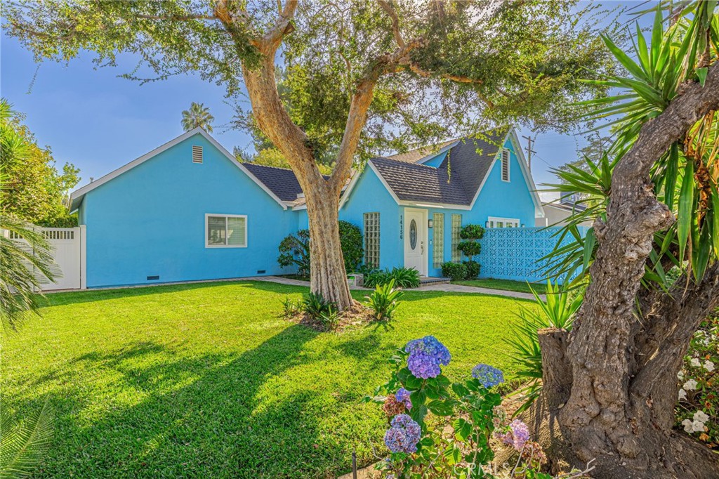 7114F6Fe Fb54 4112 Aba5 B827Aaf37A6F 14156 Califa, Sherman Oaks, Ca 91401 &Lt;Span Style='BackgroundColor:transparent;Padding:0Px;'&Gt; &Lt;Small&Gt; &Lt;I&Gt; &Lt;/I&Gt; &Lt;/Small&Gt;&Lt;/Span&Gt;