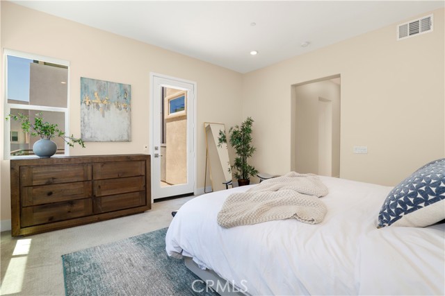 Detail Gallery Image 19 of 38 For 27512 Golden Currant Pl, Valencia,  CA 91381 - 4 Beds | 4 Baths