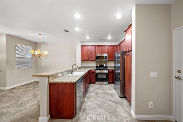 Detail Gallery Image 12 of 54 For 28266 Socorro St #93,  Murrieta,  CA 92563 - 3 Beds | 2/1 Baths
