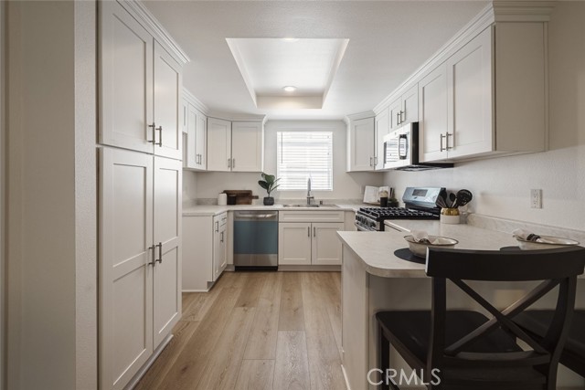 Detail Gallery Image 4 of 34 For 26941 Rainbow Glen Dr #751,  Santa Clarita,  CA 91351 - 2 Beds | 2 Baths