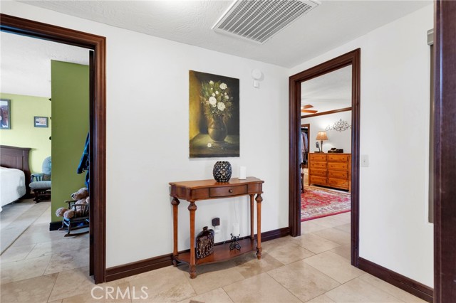 Detail Gallery Image 34 of 75 For 19978 Eyota, Apple Valley,  CA 92308 - 4 Beds | 3 Baths