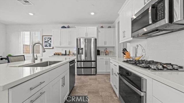 Detail Gallery Image 11 of 31 For 16154 Lozano Street #7,  Fontana,  CA 92336 - 3 Beds | 2/1 Baths