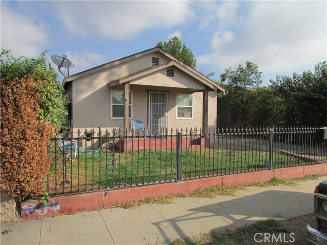 1388 W Olive St, San Bernardino, CA 92411