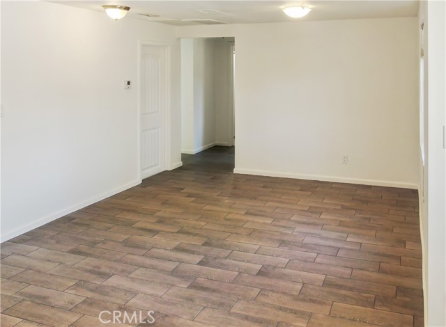 Detail Gallery Image 7 of 29 For 7347 Diamond St, Riverside,  CA 92504 - 5 Beds | 2/1 Baths