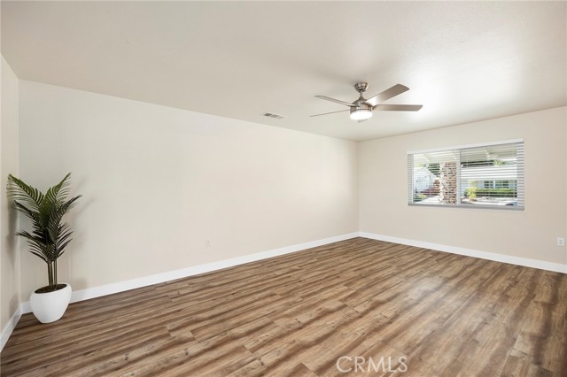 Detail Gallery Image 11 of 26 For 25811 Plum Hollow Dr, Menifee,  CA 92586 - 2 Beds | 2 Baths