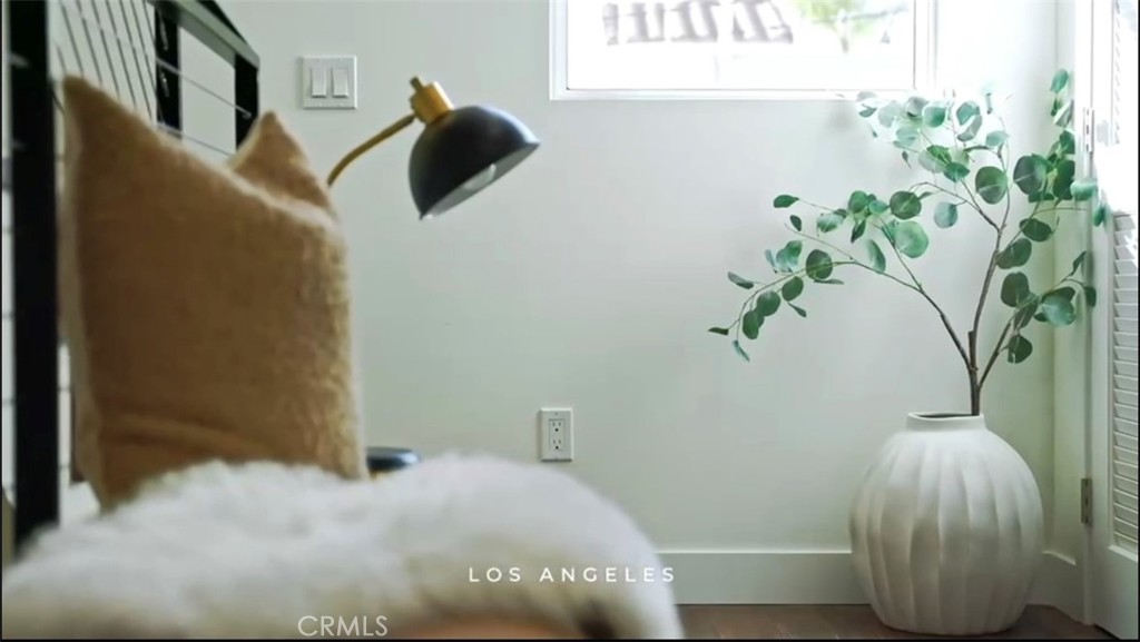 https://media.crmls.org/medias/711a0b03-d39e-47a8-87fa-dc0cfd8d2954.jpg?preset=X-Large