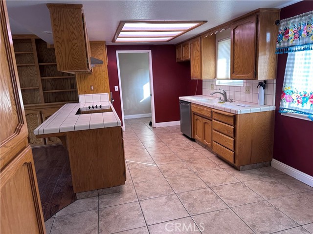 Detail Gallery Image 12 of 18 For 2021 Normandy Lane, Merced,  CA 95340 - 4 Beds | 2 Baths