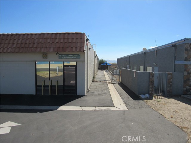 14029 Amargosa Road, Victorville, California 92392, ,Commercial Lease,For Rent,14029 Amargosa Road,CRHD25073840