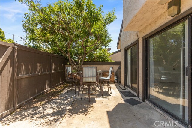 Detail Gallery Image 36 of 39 For 1693 S Heritage Cir, Anaheim,  CA 92804 - 3 Beds | 2 Baths