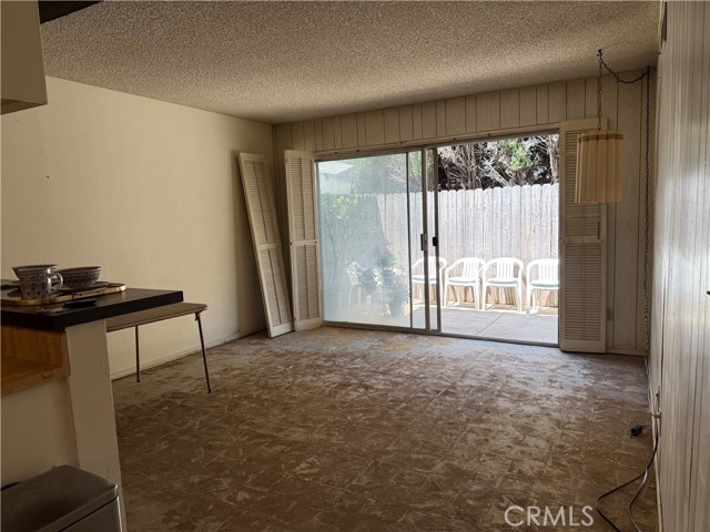Detail Gallery Image 9 of 22 For 9025 Willis Ave #141,  Panorama City,  CA 91402 - 3 Beds | 2 Baths