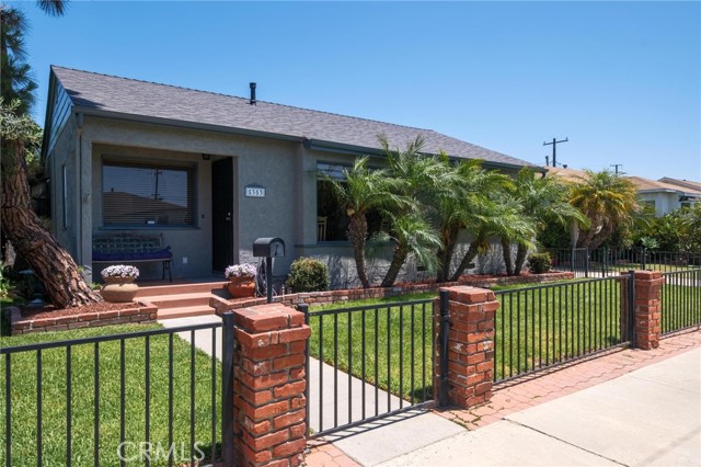 5353 W 121st Street, Hawthorne CA: https://media.crmls.org/medias/711deb29-3140-4b95-914c-0b54402dc784.jpg