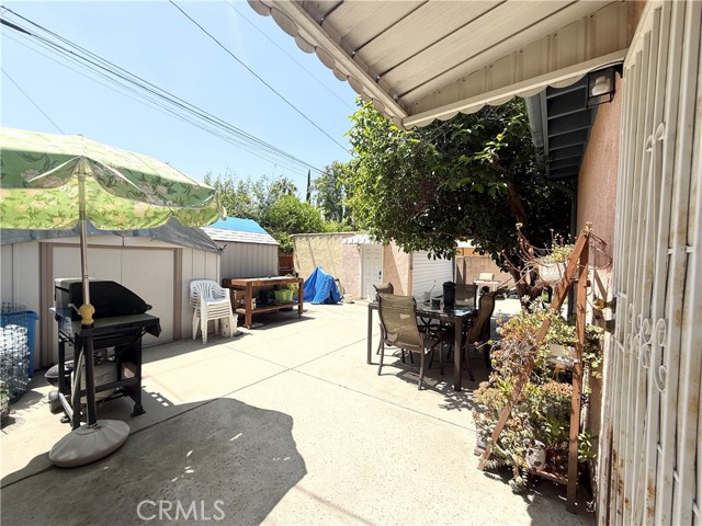 516 N Brand Boulevard, San Fernando CA: https://media.crmls.org/medias/711f0362-0f9c-4a61-a014-0a1158ad5857.jpg