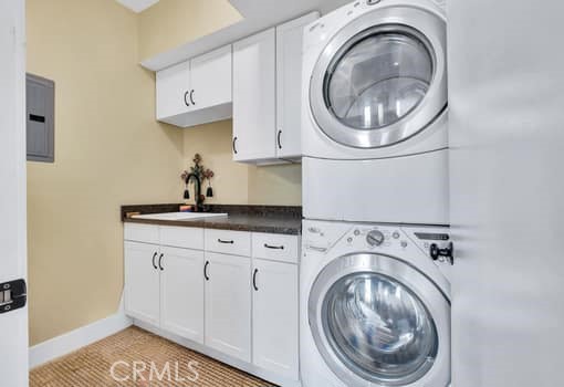 43 Avenida Corona, Rancho Palos Verdes, California 90275, 5 Bedrooms Bedrooms, ,4 BathroomsBathrooms,Residential,For Sale,Avenida Corona,PV25235652