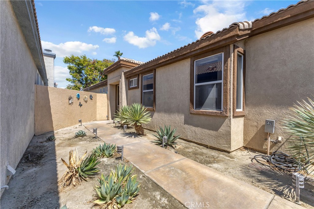 MLS #CV25219775 image #2