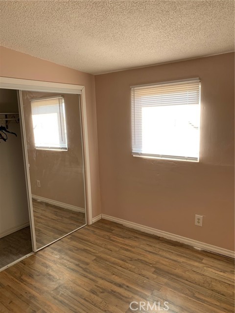 Detail Gallery Image 7 of 7 For 18039 E Avenue R, Llano,  CA 93544 - 3 Beds | 1 Baths