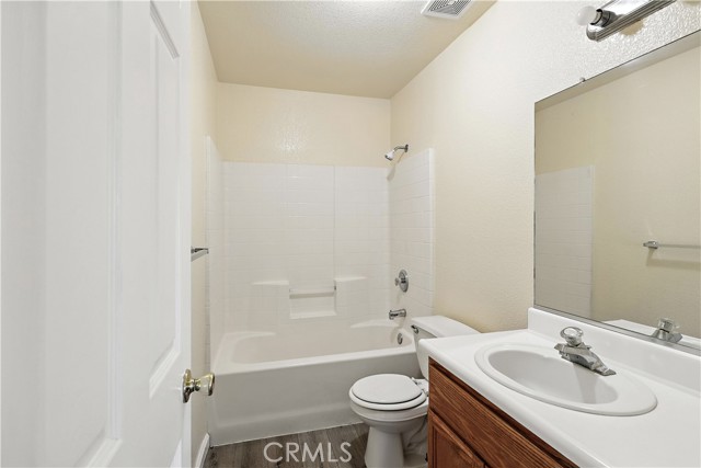 713 Vista Del Rey Drive, Atwater CA: https://media.crmls.org/medias/71228b5b-d6cf-45b0-82ad-d6449bf5881b.jpg