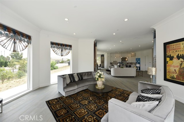 Detail Gallery Image 21 of 63 For 15451 Painter Dr, Chino Hills,  CA 91709 - 5 Beds | 5/1 Baths