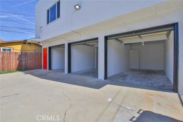 Detail Gallery Image 33 of 56 For 8932 Orchard, Los Angeles,  CA 90044 - – Beds | – Baths