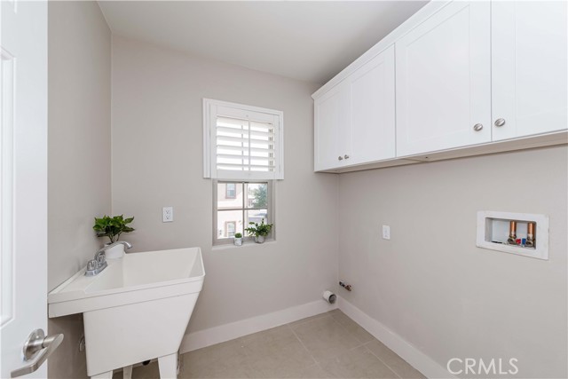 Detail Gallery Image 13 of 23 For 607 N Walnut St a,  La Habra,  CA 90631 - 3 Beds | 2/1 Baths