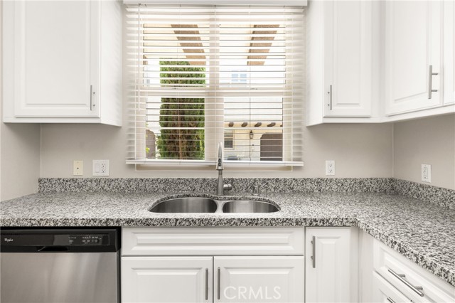 544 S Casita Street, Anaheim CA: https://media.crmls.org/medias/712679ac-f088-4754-8778-ee4da05c1933.jpg