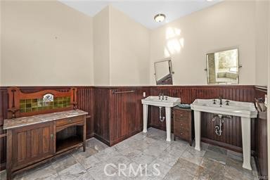 https://media.crmls.org/medias/71271958-7cdd-423f-b358-a033c9b2b191.jpg?preset=X-Large