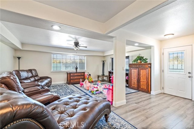 Detail Gallery Image 10 of 55 For 29672 Highway 145, Madera,  CA 93636 - 3 Beds | 2 Baths