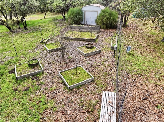 Detail Gallery Image 45 of 49 For 38076 Pine Meadow, Oakhurst,  CA 93644 - 3 Beds | 2/1 Baths