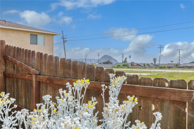 Detail Gallery Image 5 of 44 For 320 Sicily St, Morro Bay,  CA 93442 - 3 Beds | 2/1 Baths
