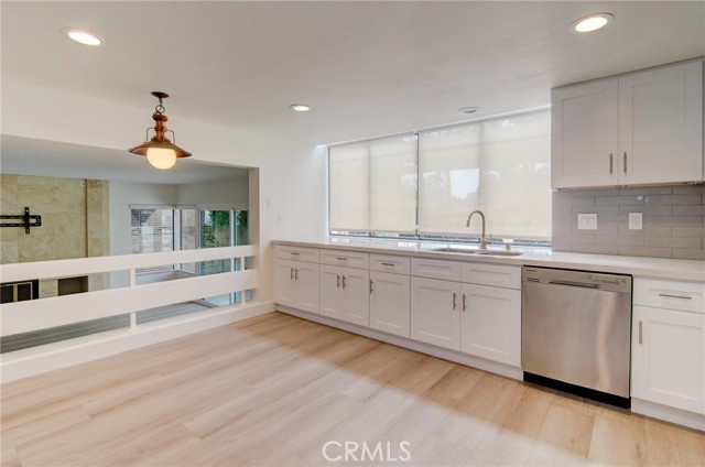 Detail Gallery Image 12 of 36 For 27 Earlymorn, Irvine,  CA 92614 - 4 Beds | 2/1 Baths