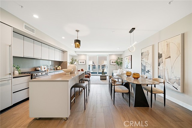 39 S Los Robles Avenue, Pasadena CA: https://media.crmls.org/medias/7127b8ce-46fa-48e9-93af-a374d026ca5f.jpg