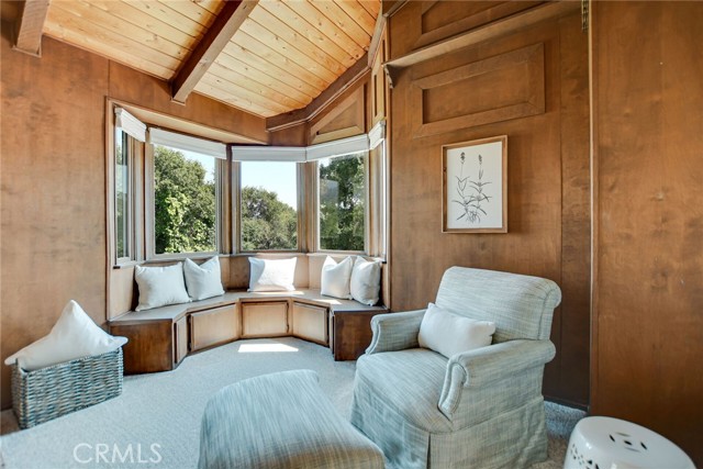 7022 Wheeler Avenue, La Verne CA: https://media.crmls.org/medias/7127bda9-358c-42d0-a2b6-f015502dff2a.jpg