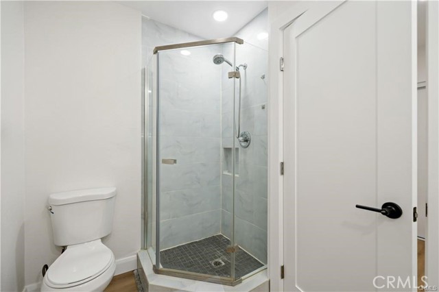 Detail Gallery Image 11 of 20 For 1360 Shadow Lane, Fullerton,  CA 92831 - 2 Beds | 2 Baths