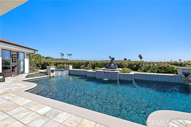 23012 Bering Sea Drive, Dana Point CA: https://media.crmls.org/medias/712b1fd2-895d-4a2f-8642-8f884fb0c7f4.jpg