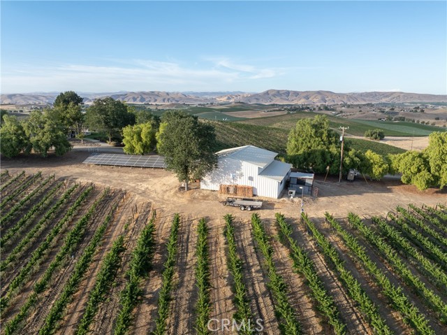 1825 Nygren Road, San Miguel CA: https://media.crmls.org/medias/712b26dd-567c-4126-a3e1-6d13230a7128.jpg