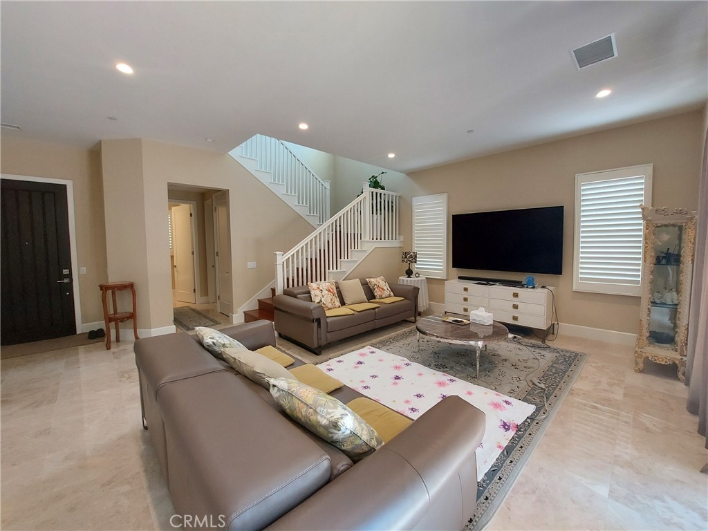 MLS #PW25271509 image #6