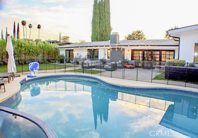 Front Image Thumbnail for CRSR25254580