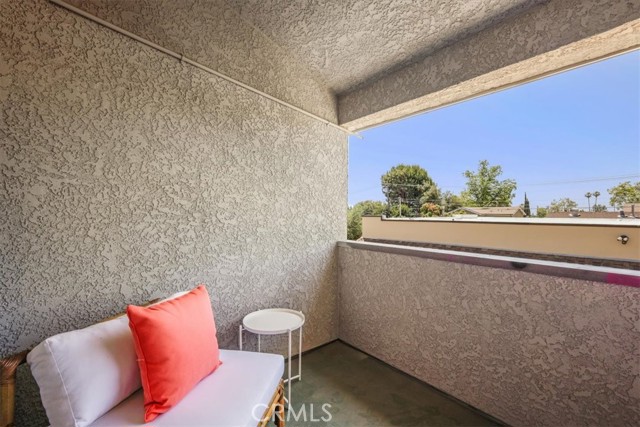 314 Lola Avenue, Pasadena CA: https://media.crmls.org/medias/712b4eec-853e-4fc8-9dcd-3b5e566e086d.jpg