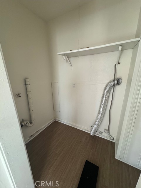 410 N San Jacinto Street, Hemet CA: https://media.crmls.org/medias/712b5476-db9a-4119-a4cf-2fcaa7c1da5c.jpg