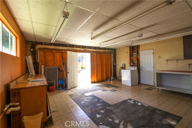 Detail Gallery Image 7 of 31 For 10645 Wolfe Ave, Riverside,  CA 92505 - 3 Beds | 1 Baths